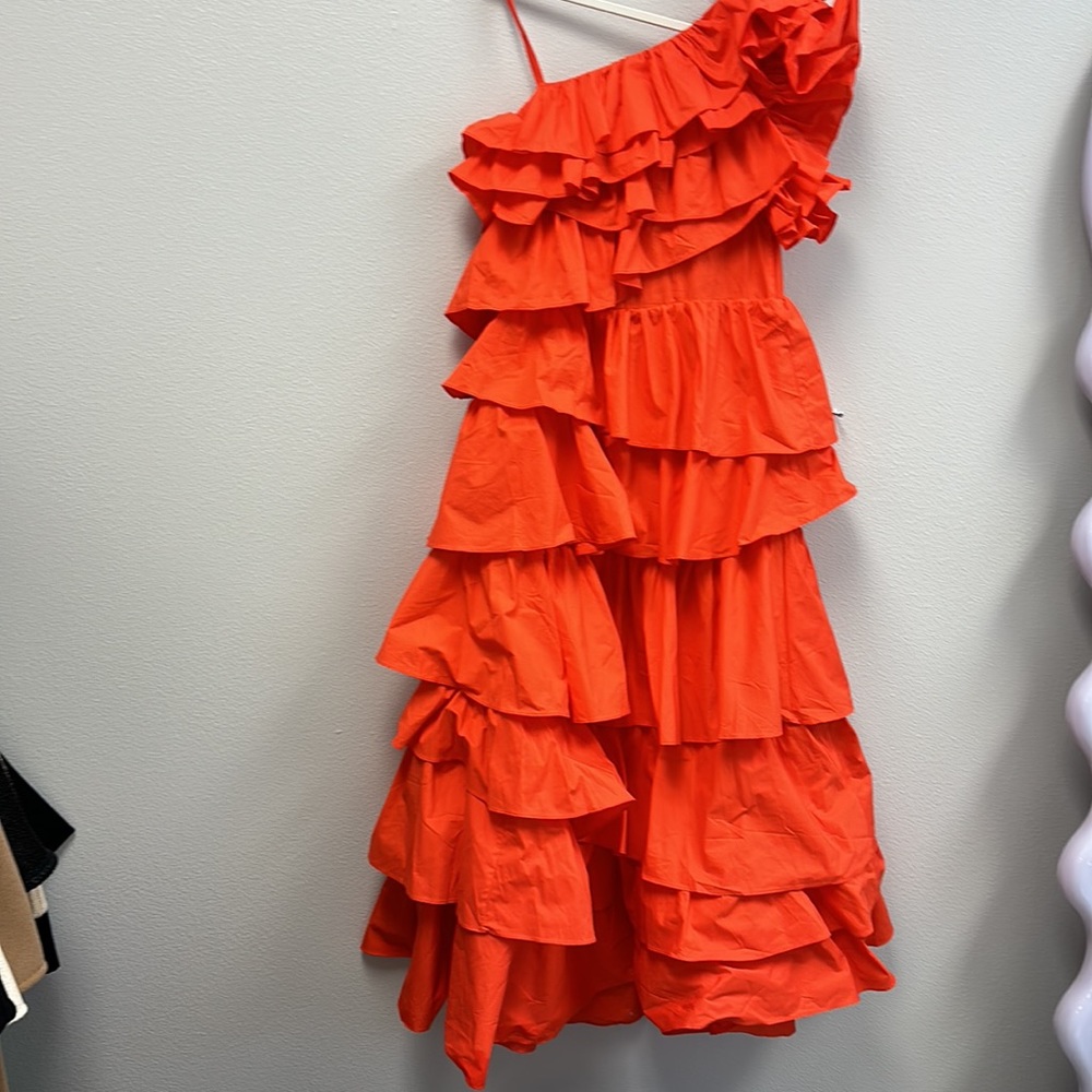 Ariadne Gown - Picture 8 of 9